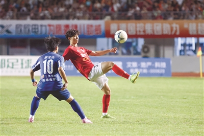 tr, 的战斗意志, 比赛伊始