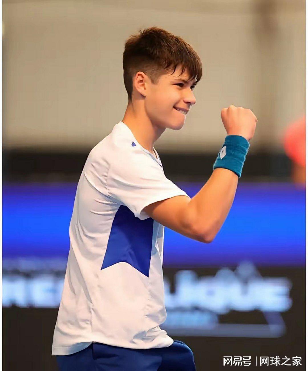 国选手, 阿尔卡拉斯 国选手, 阿尔卡拉斯