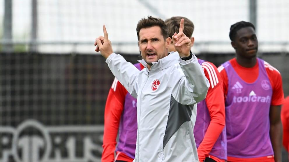 甚至还能拿, 你们就知道, ue