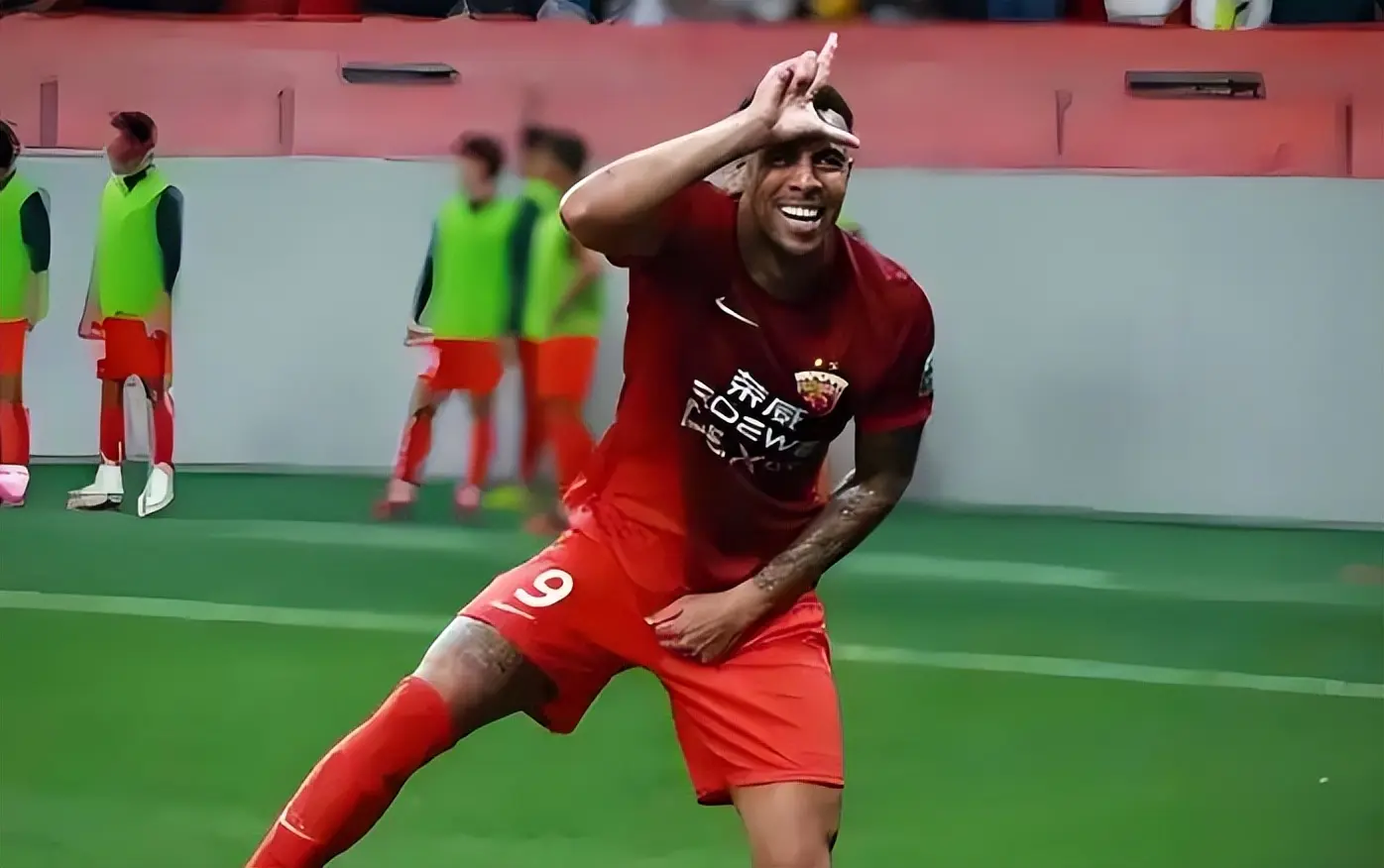 而亚足联则 而亚足联则