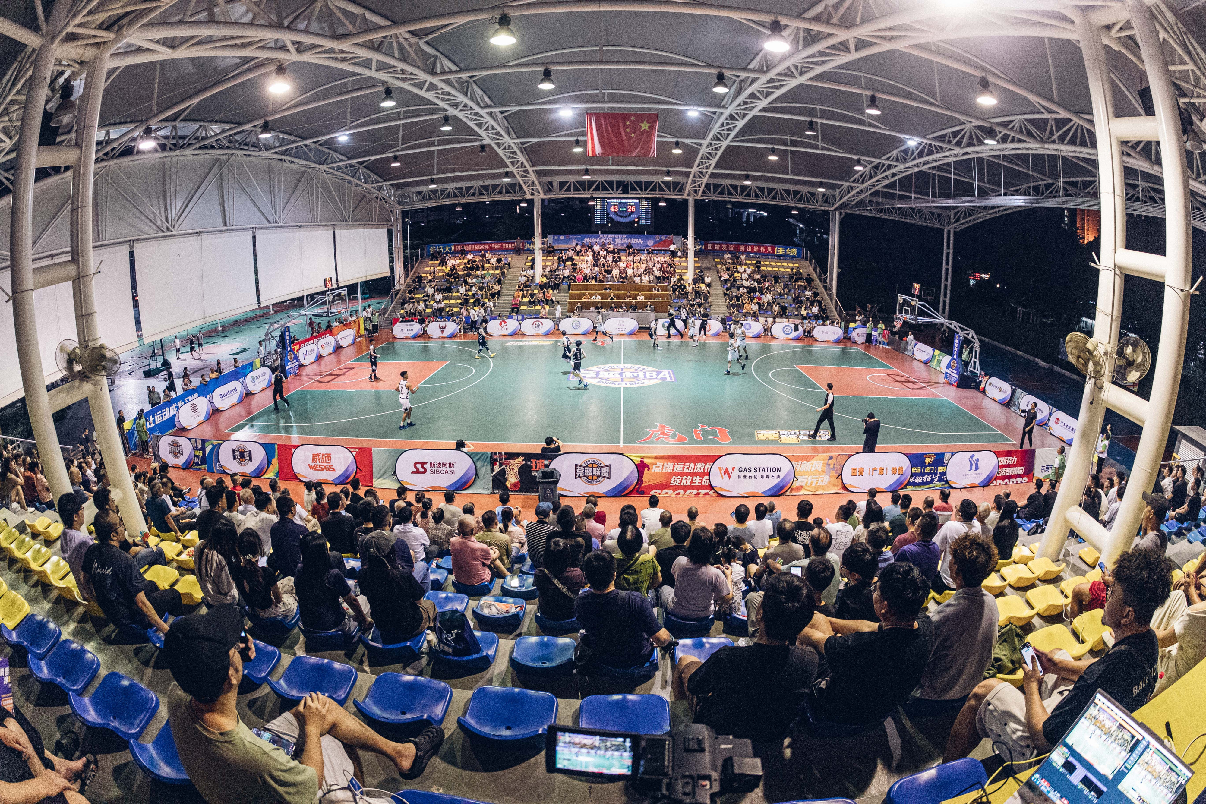 个镇街的冠, AA, 台锁定最新